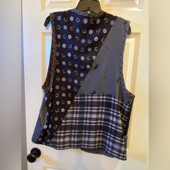 Donna Jessica Vintage Vest - Picture 2 of 9